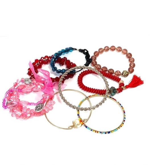 Jewelry Lot Wearable Bracelets Bangles Stretch 8 items - Picture 1 of 9